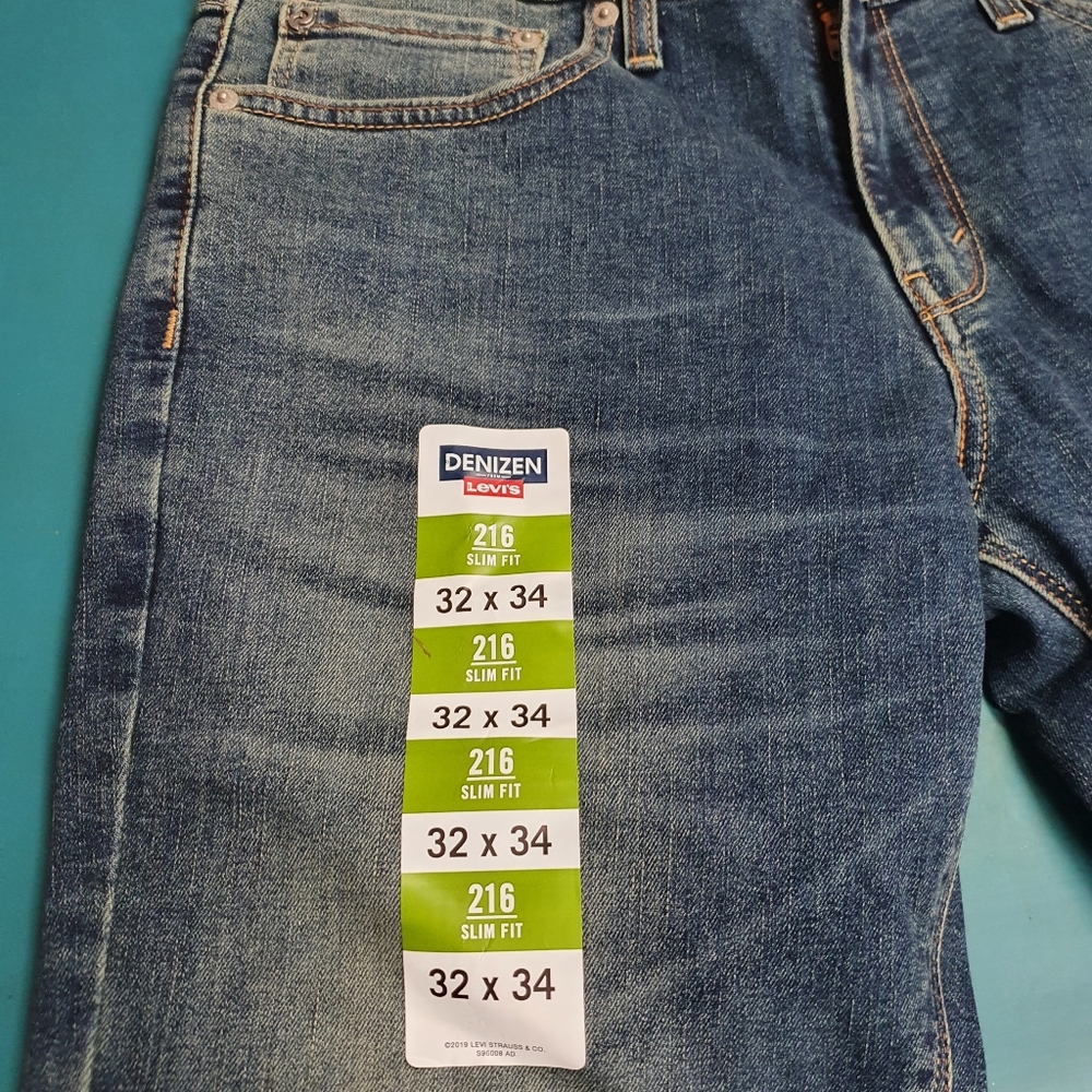 Levi's Denizen Mens Slim Fit Brand New
